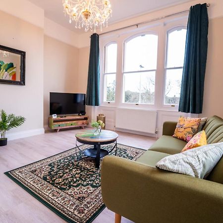 גרייט יארמאות Stunning Park View Maisonette - 2 Bedrooms מראה חיצוני תמונה